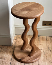 Load image into Gallery viewer, Sunday Side Table Oak